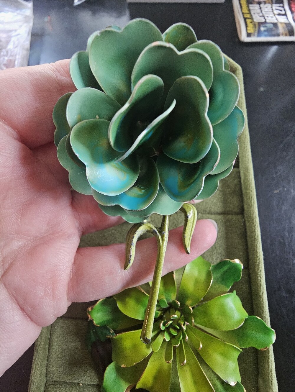 Vintage Brooch Lot - Picture 2 of 5